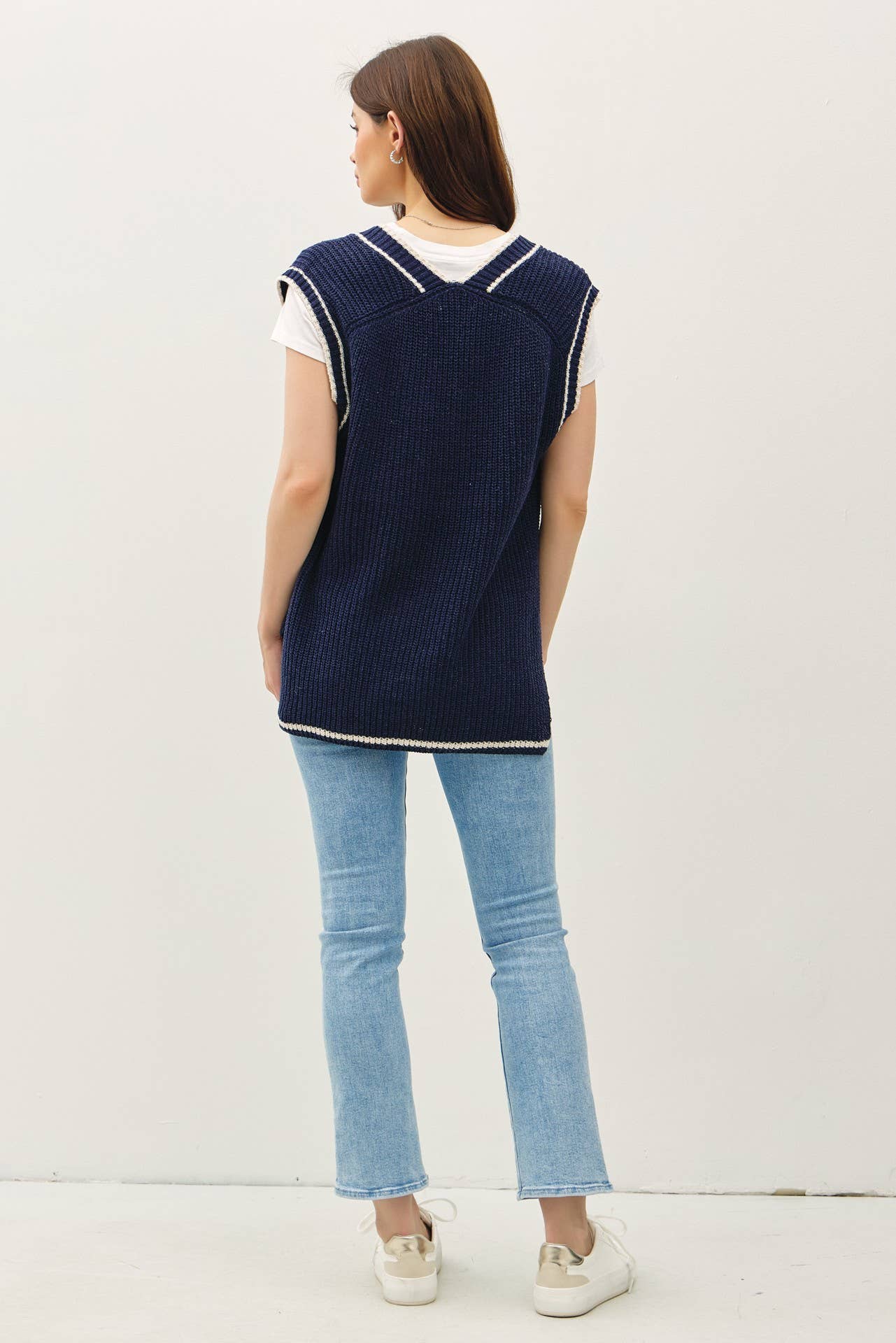Simple Mood Sweater Vest